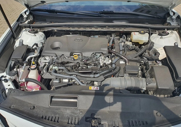 Toyota Camry cena 160900 przebieg: 41991, rok produkcji 2021 z Kałuszyn małe 562
